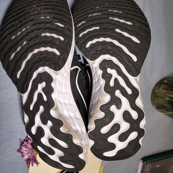 Nike React Infinity Run Flyknit 3 Men's Road Running Shoes Size 9 - Picture 2 of 5